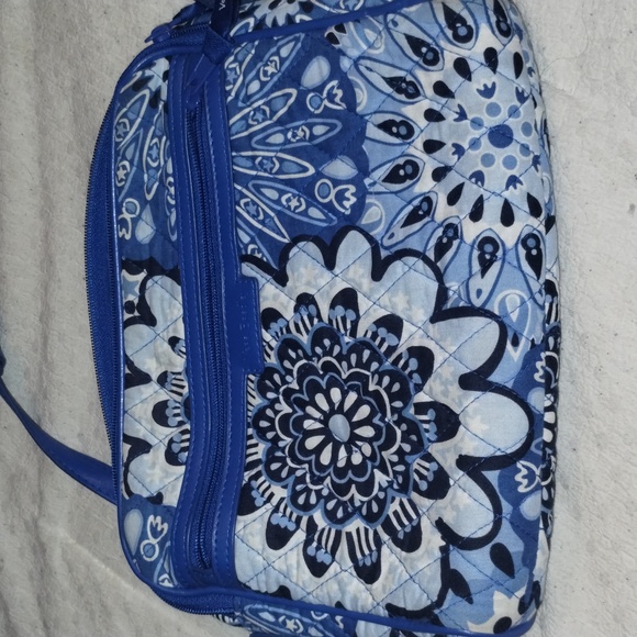 Vera Bradley blue floral cross body bag - Picture 4 of 10